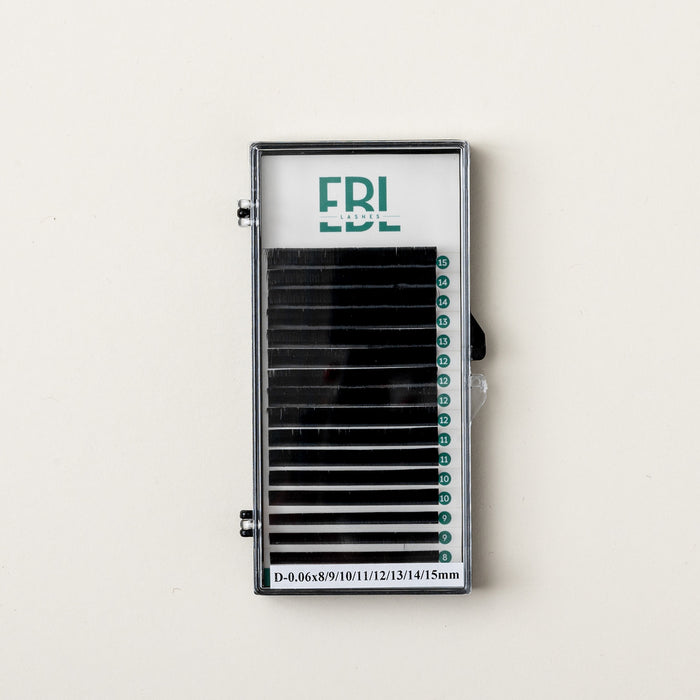 Mixed Volume Lash Trays.